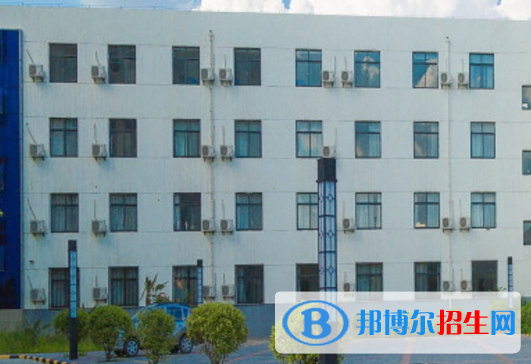 西安海棠技師學(xué)院地址在哪里，哪個(gè)地區(qū)，哪個(gè)城市?