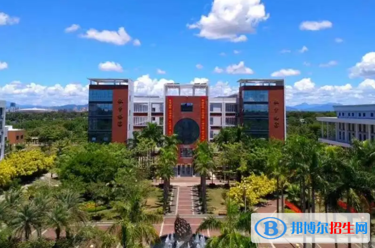 北京師范大學(xué)萬寧附屬中學(xué)怎么樣、好不好(2023參考)