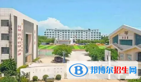 西南大學(xué)臨高實(shí)驗(yàn)中學(xué)地址在哪里，哪個(gè)地區(qū)，哪個(gè)城市