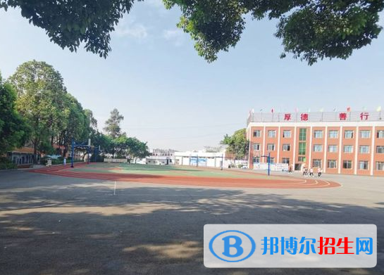 2023計算機(jī)平面設(shè)計專業(yè)的四川中職學(xué)校有哪些？