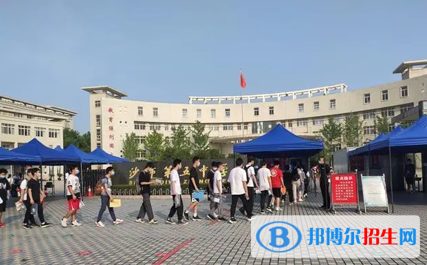 洪湖中考2022錄取分?jǐn)?shù)線（2023參考）