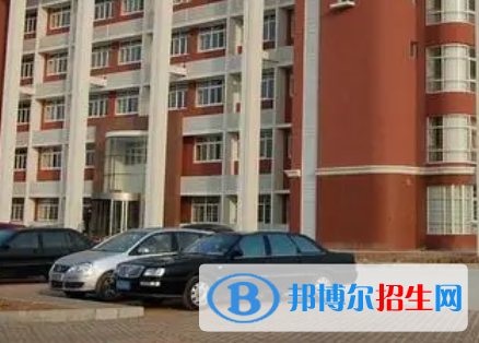 滄州新河職業(yè)技術(shù)學(xué)校地址在哪里，哪個(gè)地區(qū)，哪個(gè)城市?