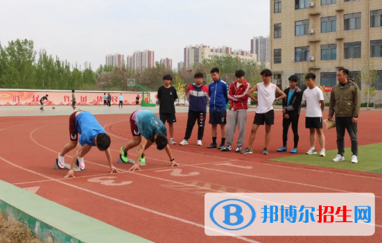 鄭州電子科技中等專業(yè)學(xué)校2023年學(xué)費(fèi)、收費(fèi)多少