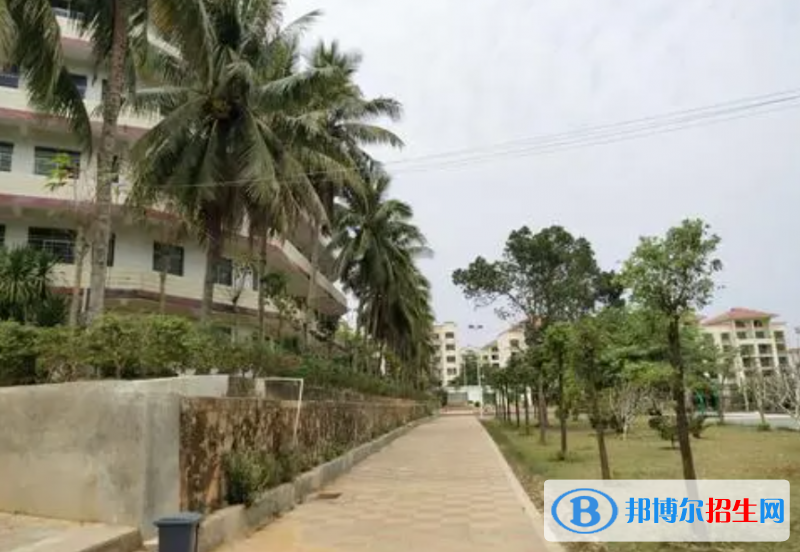 2023儋州川綿中學(xué)多少錢(學(xué)費(fèi)明細(xì))