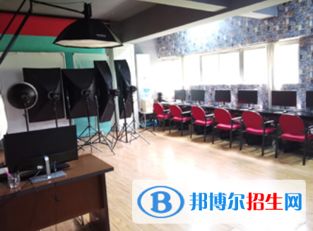 2023寶雞唯美發(fā)型化妝攝影專業(yè)學(xué)校招生計劃 招生人數(shù)是多少(附要求、條件、對象)