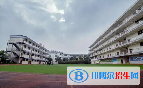 2023年重慶讀機械加工技術(shù)專業(yè)的中職學(xué)校有哪些？