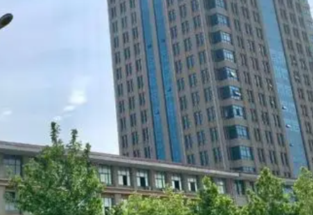 2023伊川縣中等職業(yè)學(xué)校多少錢 伊川縣中等職業(yè)學(xué)校各專業(yè)學(xué)費收費標準