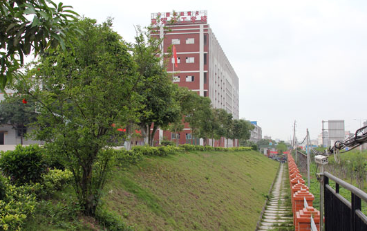 2023廣西工貿(mào)高級技工學(xué)校招生簡章