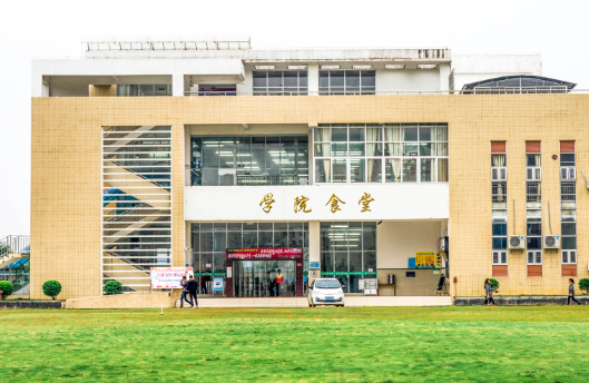 2023廣西工業(yè)職業(yè)技術(shù)學(xué)院附屬中等職業(yè)學(xué)校招生簡(jiǎn)章