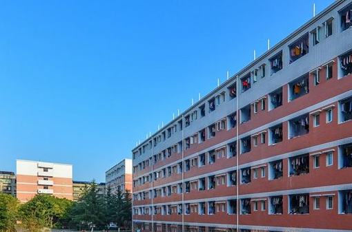 2023樂(lè)山排名前八的公辦中職學(xué)校名單