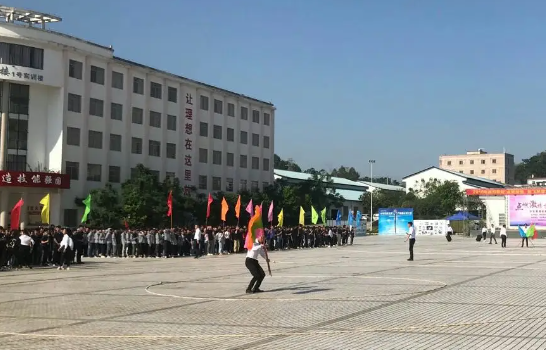 2023賓陽(yáng)縣職業(yè)技術(shù)學(xué)校多少錢(qián) 賓陽(yáng)縣職業(yè)技術(shù)學(xué)校各專業(yè)學(xué)費(fèi)收費(fèi)標(biāo)準(zhǔn)