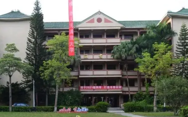 杭州電子科技大學(xué)和廣州理工學(xué)院怎么選？哪個(gè)好？附分?jǐn)?shù)線