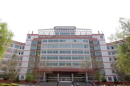 南京工業(yè)大學(xué)和蘭州工商學(xué)院怎么選？哪個(gè)好？附分?jǐn)?shù)線
