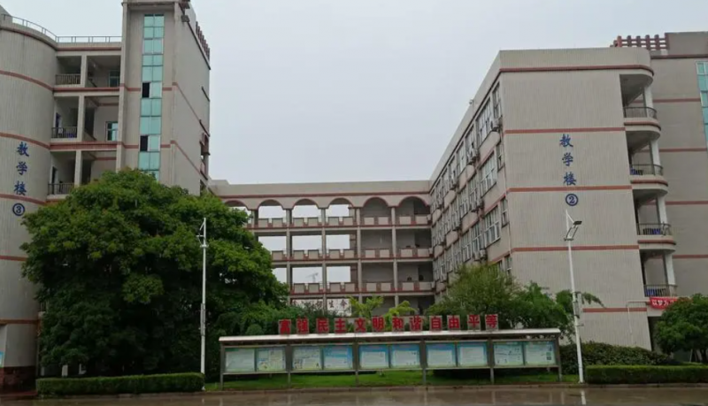 海南鑫源高級中學(xué)怎么樣、好不好(2023參考)