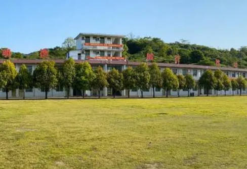 2023福建商貿(mào)學(xué)校多少錢 福建商貿(mào)學(xué)校各專業(yè)學(xué)費收費標(biāo)準(zhǔn)