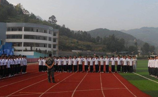 2023銅仁新能源汽車學(xué)校有哪些 銅仁新能源汽車學(xué)校名單一覽表
