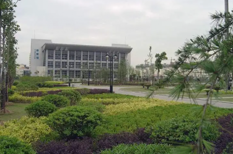 南京市江寧高級(jí)中學(xué)地址，乘車路線