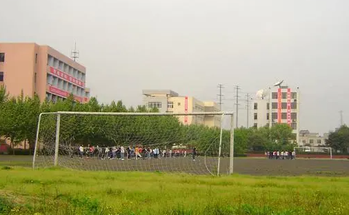 2023成都公辦新能源汽車學(xué)校有哪些 成都公辦新能源汽車學(xué)校名單一覽表