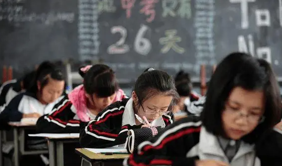 2023年信陽(yáng)中考成績(jī)?cè)谀睦锊樵?中考成績(jī)查詢?nèi)肟诰W(wǎng)站