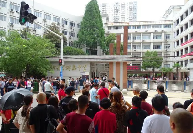 2023年商洛中考成績(jī)?cè)谀睦锊樵?中考成績(jī)查詢?nèi)肟诰W(wǎng)站