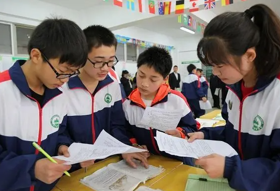 2023年貴港中考成績(jī)?cè)谀睦锊樵?中考成績(jī)查詢?nèi)肟诰W(wǎng)站
