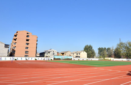 阜陽市信息工程學(xué)校地址，乘車路線