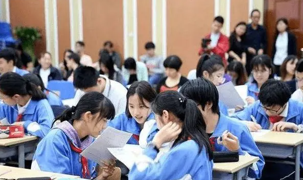 2023年黔南中考成績?cè)谀睦锊樵?中考成績查詢?nèi)肟诰W(wǎng)站