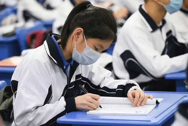 2023年南昌中考成績?cè)谀睦锊樵?中考成績查詢?nèi)肟诰W(wǎng)站