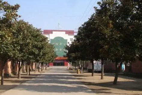 2023六安市巨人職業(yè)中專學(xué)校多少錢 六安市巨人職業(yè)中專學(xué)校各專業(yè)學(xué)費(fèi)收費(fèi)標(biāo)準(zhǔn)