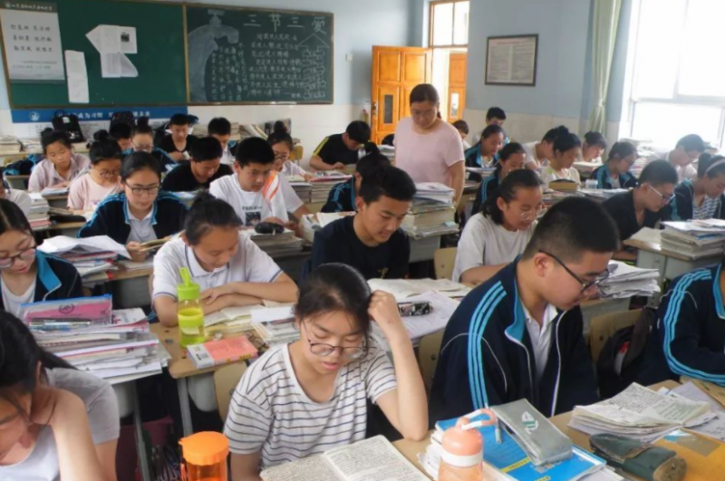 2023年上海中考成績(jī)?cè)谀睦锊樵?中考成績(jī)查詢?nèi)肟诰W(wǎng)站