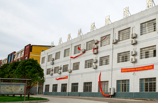 陽(yáng)煤集團(tuán)職業(yè)技術(shù)學(xué)校地址，乘車(chē)路線(xiàn)