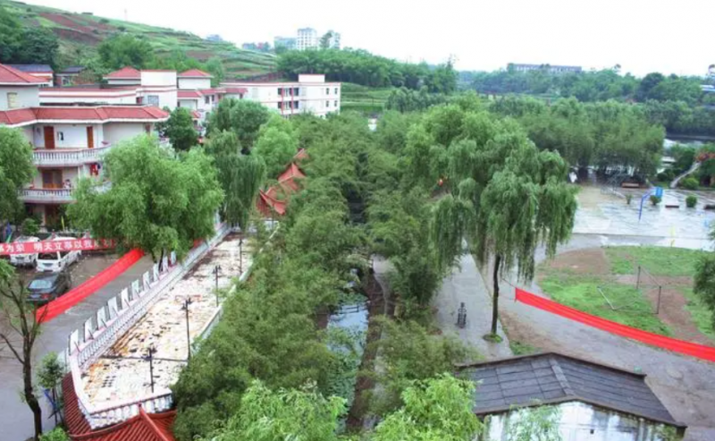 重慶2023年初中畢業(yè)報(bào)什么中專學(xué)校好
