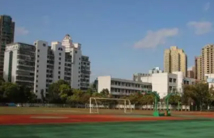 2023年浙江中專文憑和高中文憑哪個好