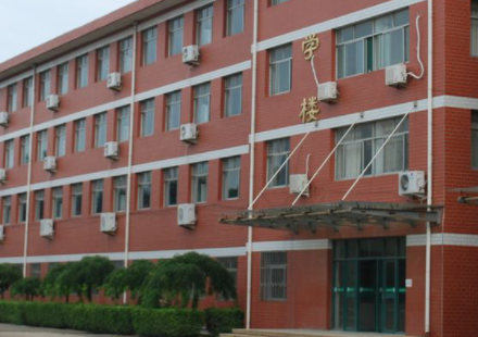 2023濟南市長清區(qū)職業(yè)中等專業(yè)學校多少錢 濟南市長清區(qū)職業(yè)中等專業(yè)學校各專業(yè)學費收費標準