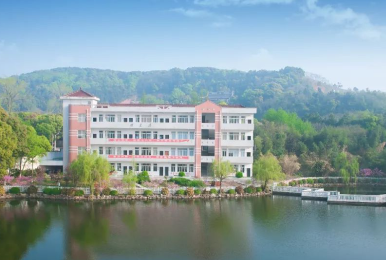 江蘇省前黃高級(jí)中學(xué)怎么樣、好不好(2023參考)