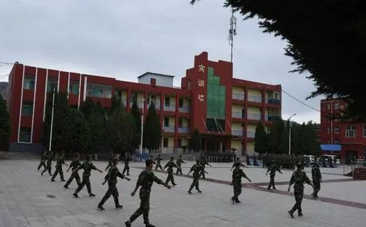 2023隰縣職業(yè)中學(xué)多少錢 隰縣職業(yè)中學(xué)各專業(yè)學(xué)費收費標(biāo)準(zhǔn)