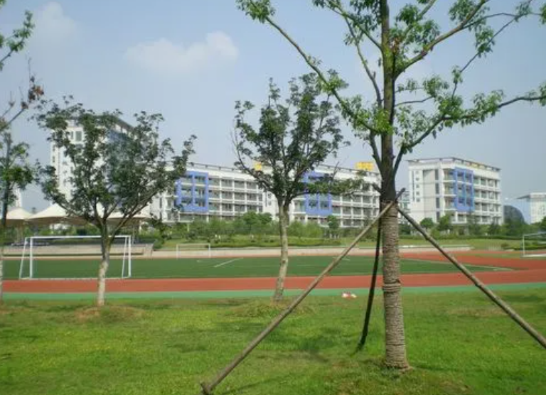 江寧高級中學歷年招生分數(shù)線一覽表(2023參考)
