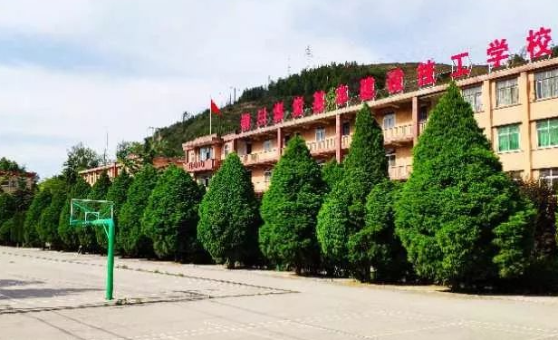 2024銅川排名前五的計(jì)算機(jī)學(xué)校名單