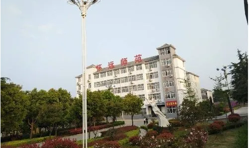 安徽2023年女生學什么中專學校好