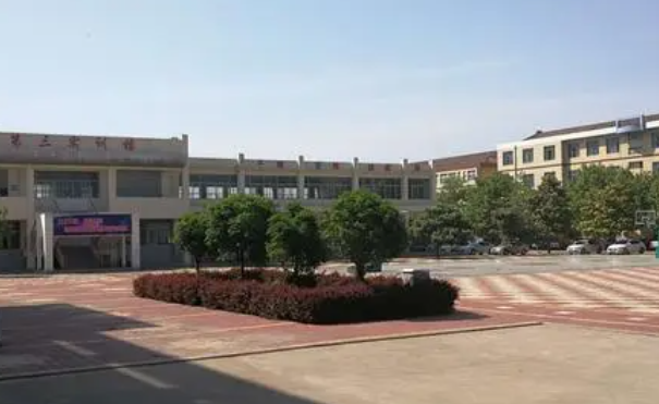 2024寶雞排名前五的機(jī)電學(xué)校名單
