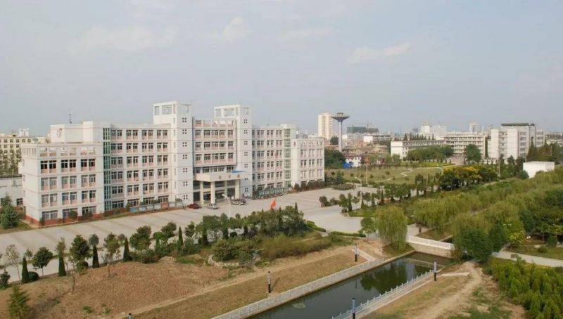 阜陽市信息工程學校
