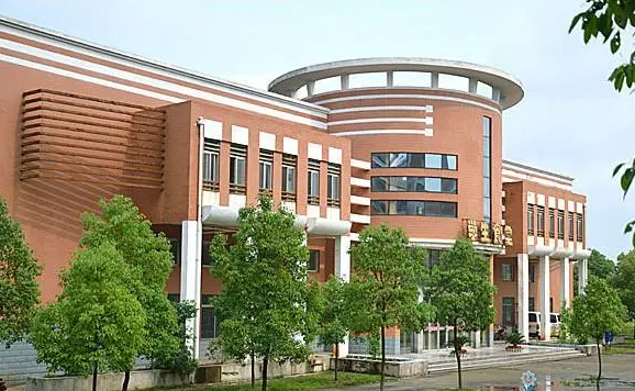 2023年豐城市中考分數(shù)線