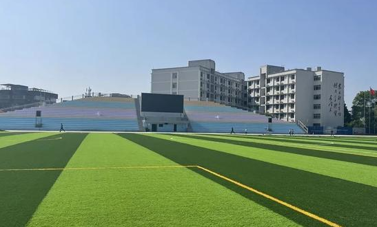 2024瀘州排名前五的新能源汽車(chē)學(xué)校名單