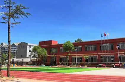 河北2023年沒有畢業(yè)證可不可以上中專學校