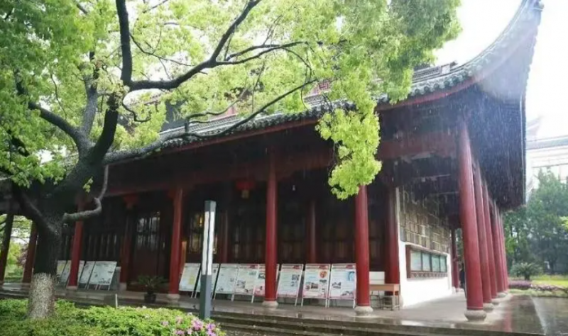 寧波市鎮(zhèn)海中學(xué)怎么樣、好不好