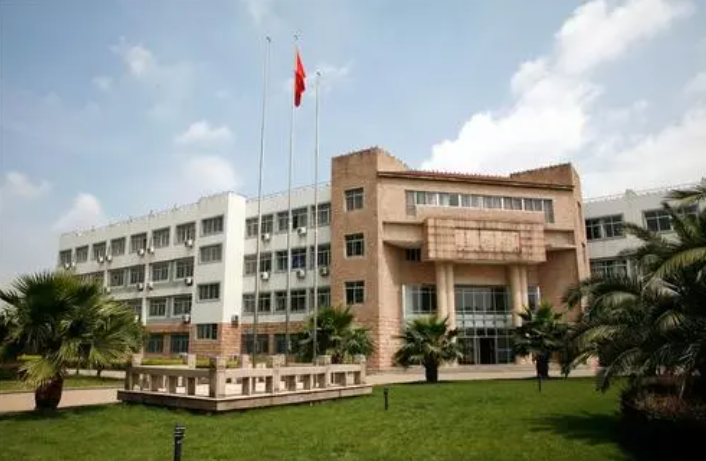 寧波市效實(shí)中學(xué)地址，乘車路線