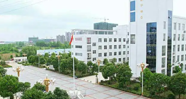 2024信陽室內(nèi)設(shè)計學(xué)校有哪些 信陽室內(nèi)設(shè)計學(xué)校名單一覽表