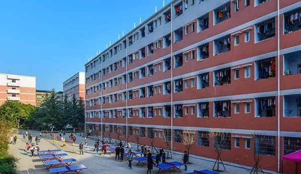 2024南充藥劑學校有哪些 南充藥劑學校名單一覽表