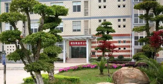 2024武漢藥劑學(xué)校有哪些 武漢藥劑學(xué)校名單一覽表