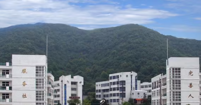 杭州市富陽(yáng)黃公望高級(jí)中學(xué)地址，乘車路線